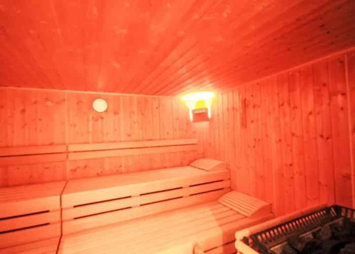 Chateau A-4 By Interhome * 萨斯费